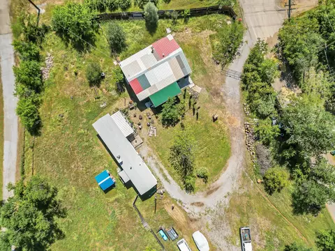 20292 Old Alturas Rd, Redding, CA 96003 photo 5