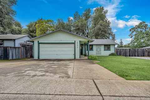 2001 S Ridge Dr, Redding, CA 96003