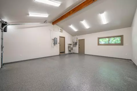 Other - 865 Hallmark Dr, Redding, CA 96001 photo 6 of 9