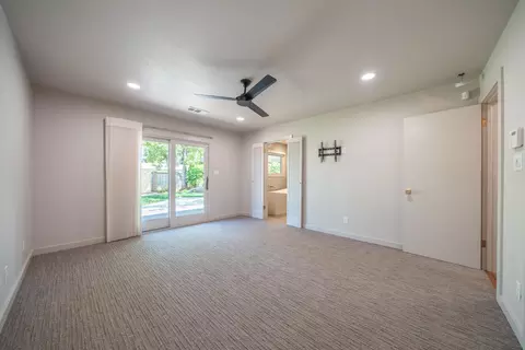 Bedroom - 865 Hallmark Dr, Redding, CA 96001 photo 8 of 10