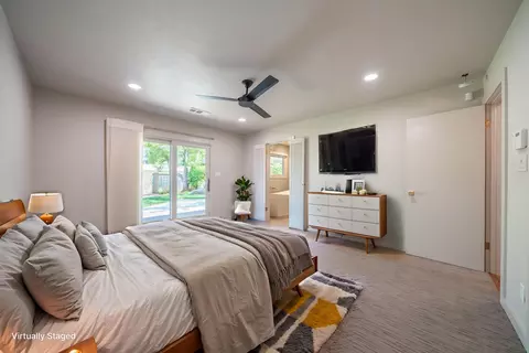 Bedroom - 865 Hallmark Dr, Redding, CA 96001 photo 9 of 10