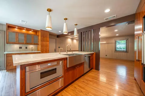 Kitchen - 865 Hallmark Dr, Redding, CA 96001 photo 8 of 9