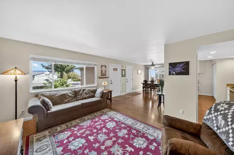 Living - 839 Springer Dr, Redding, CA 96003 photo 1 of 2