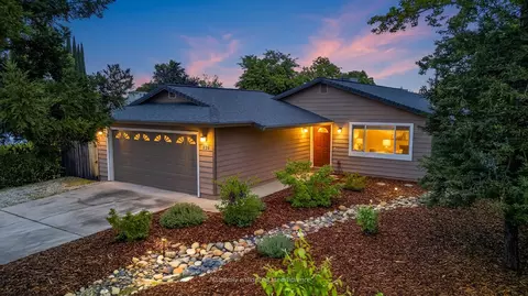 839 Springer Dr, Redding, CA 96003