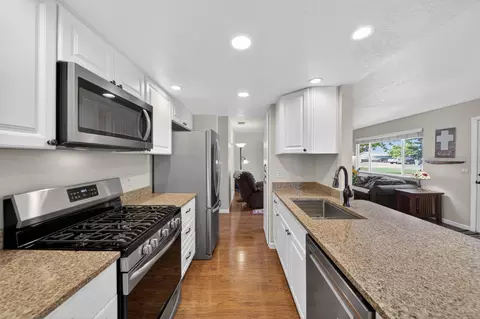 Kitchen - 839 Springer Dr, Redding, CA 96003 photo 1 of 2