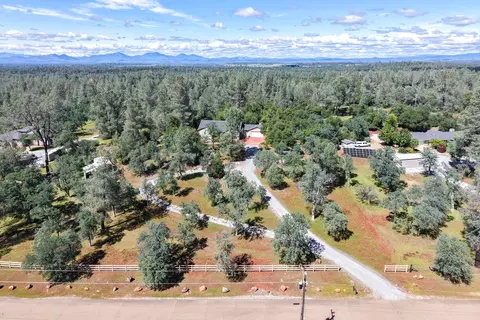 View/Area - 25680 Cherith Brook Dr, Shingletown, CA 96088 photo 5 of 9