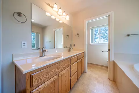 Bath - 25680 Cherith Brook Dr, Shingletown, CA 96088 photo 1 of 5