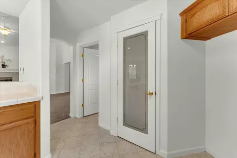 Entry Way - 2652 Brooch Ct, Redding, CA 96001 photo 2 of 2