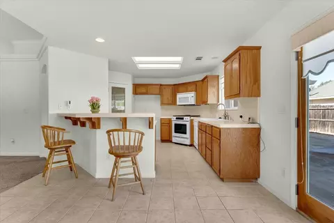 Kitchen - 2652 Brooch Ct, Redding, CA 96001 photo 1 of 4