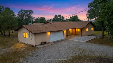 18375 Bywood Dr, Cottonwood, CA 96022
