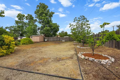 20151 Bonita Way, Redding, CA 96002 photo 36
