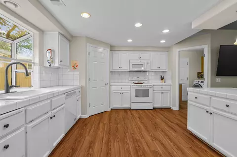 20151 Bonita Way, Redding, CA 96002 photo 10