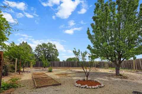 20151 Bonita Way, Redding, CA 96002 photo 34