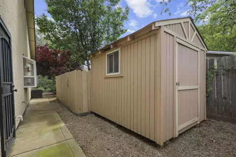 20151 Bonita Way, Redding, CA 96002 photo 27