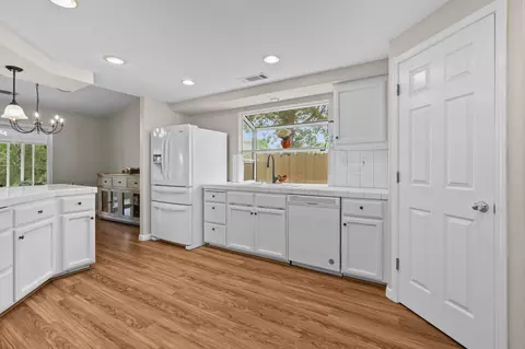 20151 Bonita Way, Redding, CA 96002 photo 9