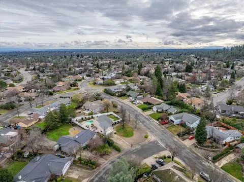 View/Area - 4395 Carlow Way, Redding, CA 96001 photo 2 of 3