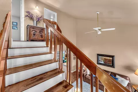 Entry Way - 4395 Carlow Way, Redding, CA 96001 photo 2 of 2