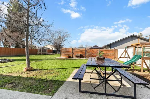 Exterior - 2820 Nicole Ct, Anderson, CA 96007 photo 9 of 9