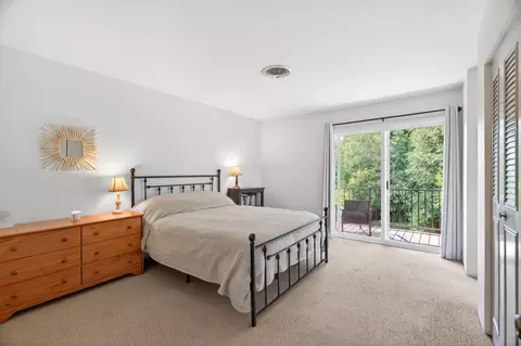 Bedroom - 2202 Corral Ct, Redding, CA 96002 photo 1 of 7