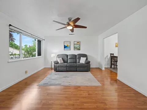 Living - 7034 David Trl, Redding, CA 96001 photo 1 of 2