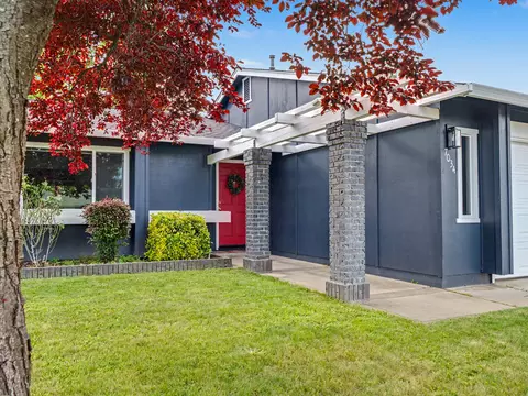 Exterior - 7034 David Trl, Redding, CA 96001 photo 2 of 8