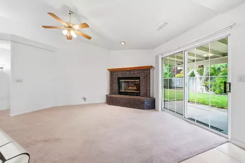 Living - 3764 Eagle Pkwy, Redding, CA 96001 photo 3 of 7