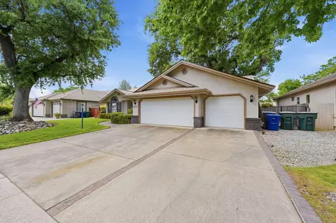 Exterior - 3764 Eagle Pkwy, Redding, CA 96001 photo 12 of 12