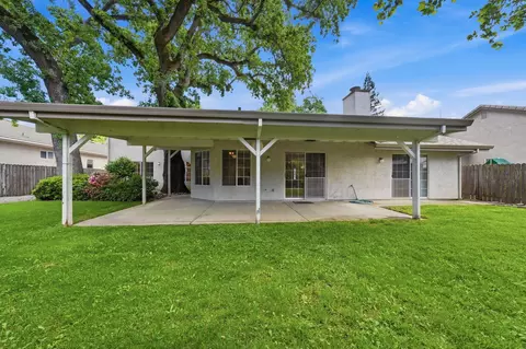 Exterior - 3764 Eagle Pkwy, Redding, CA 96001 photo 4 of 12