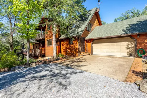 Exterior - 20440 Bernard Way, Redding, CA 96003 photo 6 of 15