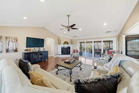 14385 Del Oro Ct, Red Bluff, CA 96080 photo 7
