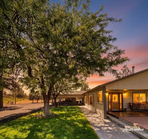 10209 County Highway A12, Montague, CA 96064