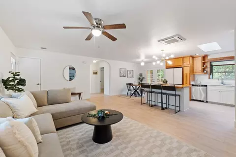 Living - 7265 Dilley Ln, Redding, CA 96002 photo 1 of 8