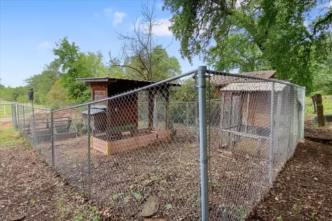 Exterior - 7265 Dilley Ln, Redding, CA 96002 photo 15 of 39