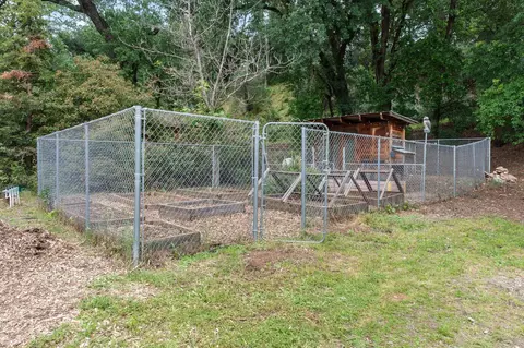 Exterior - 7265 Dilley Ln, Redding, CA 96002 photo 31 of 39