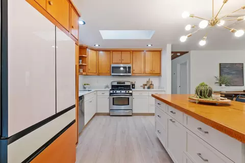Kitchen - 7265 Dilley Ln, Redding, CA 96002 photo 5 of 5