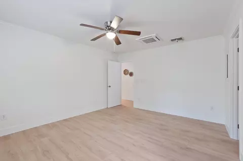 Bedroom - 7265 Dilley Ln, Redding, CA 96002 photo 2 of 6