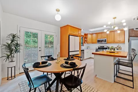 Dining - 7265 Dilley Ln, Redding, CA 96002 photo 1 of 2