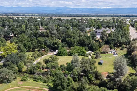 View/Area - 7265 Dilley Ln, Redding, CA 96002 photo 3 of 8
