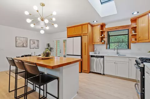 Kitchen - 7265 Dilley Ln, Redding, CA 96002 photo 2 of 5