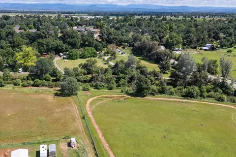 View/Area - 7265 Dilley Ln, Redding, CA 96002 photo 2 of 8