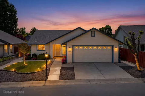 1355 Bully Choop Trl, Redding, CA 96003