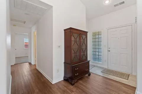 Entry Way - 1355 Bully Choop Trl, Redding, CA 96003 photo 2 of 2