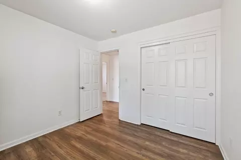 Bedroom - 1355 Bully Choop Trl, Redding, CA 96003 photo 5 of 5