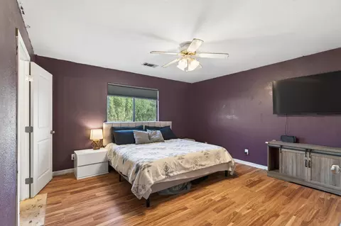 Bedroom - 3733 Capricorn Way, Redding, CA 96002 photo 3 of 3