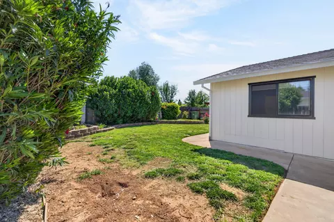 Exterior - 3733 Capricorn Way, Redding, CA 96002 photo 2 of 5