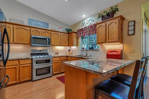Kitchen - 2252 Wicklow St, Redding, CA 96001 photo 1 of 4