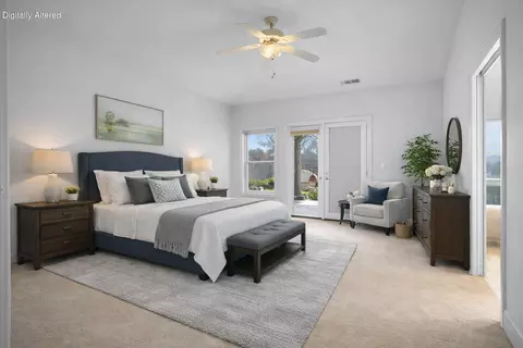 Bedroom - 655 Mammoth Path, Redding, CA 96003 photo 3 of 4