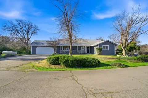 Exterior - 14435 Del Oro Ct, Red Bluff, CA 96080 photo 2 of 5