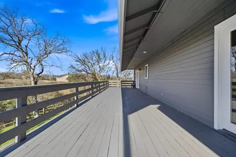 Exterior - 14435 Del Oro Ct, Red Bluff, CA 96080 photo 3 of 5