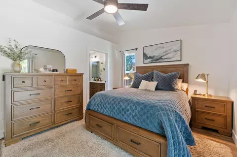 Bedroom - 2178 Hemingway St, Redding, CA 96003 photo 3 of 7